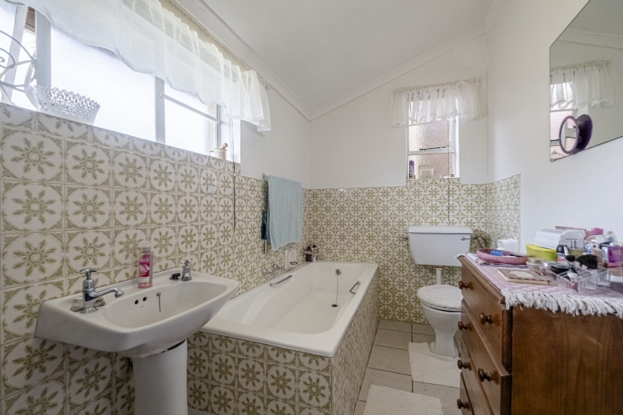 4 Bedroom Property for Sale in Cotswold Eastern Cape